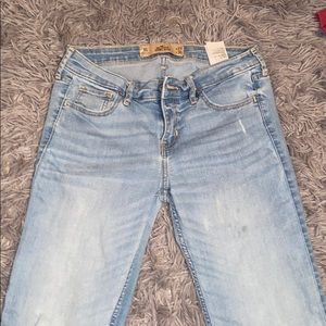 HOLLISTER SKINNY JEANS